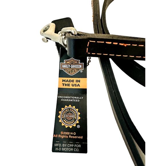 NEW HARLEY DAVIDSON 1/2" BAR & SHIELD LEATHER LEASH - 4 FT. BLK W/ ORANGE THREAD - Picture 3 of 3